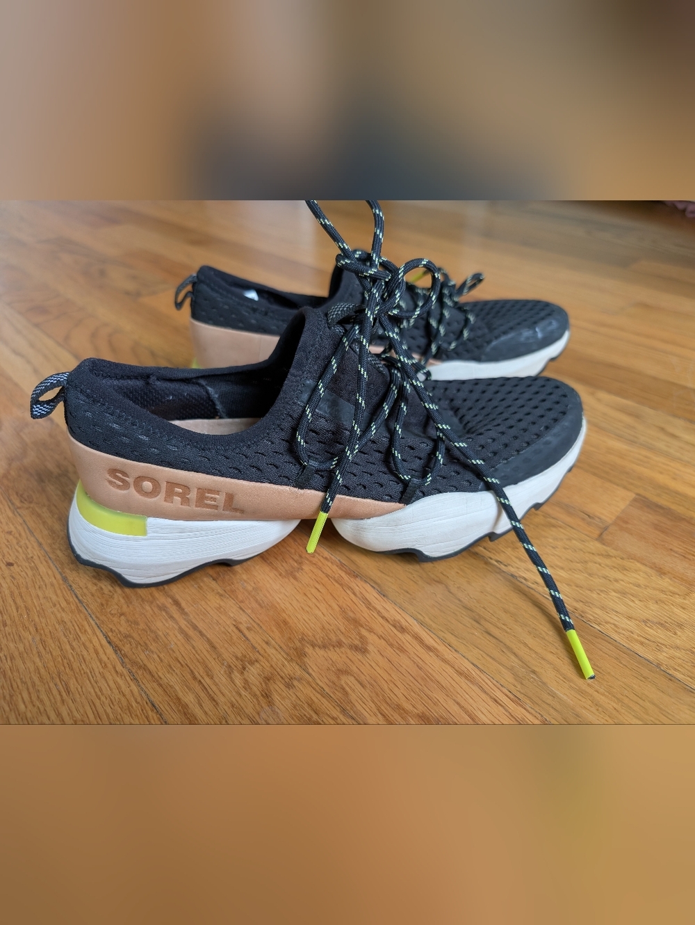 Sorel Women's Kinetic Impact Lace Sneaker Size 7.5